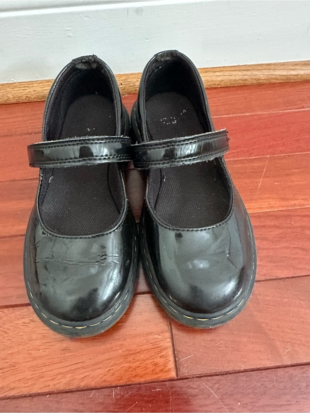 Dr. Martens Maccy Mary Jane Shoes, Black Patent leather, Kids size 13